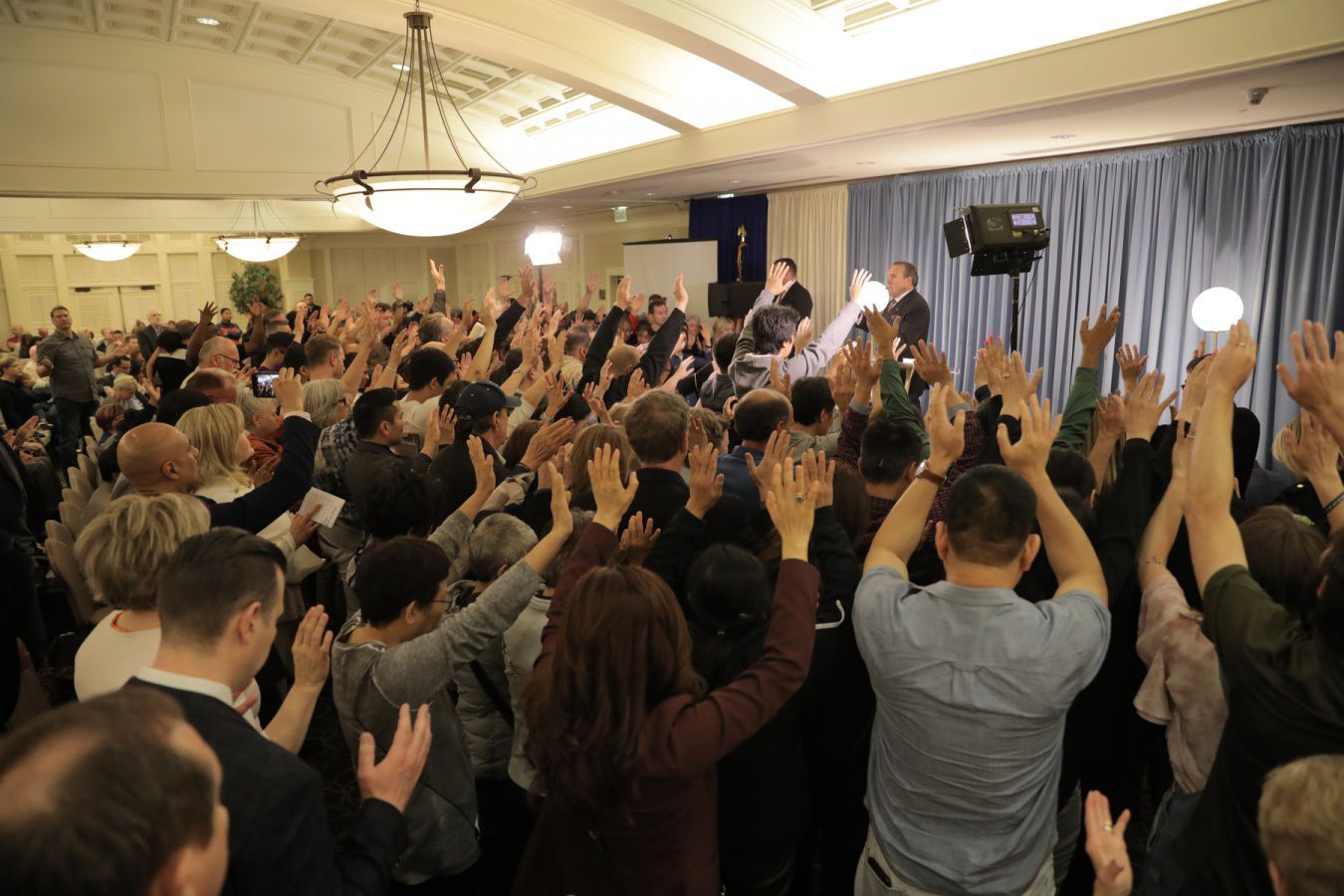One Night Holy Ghost Meetings: Seattle, Washington